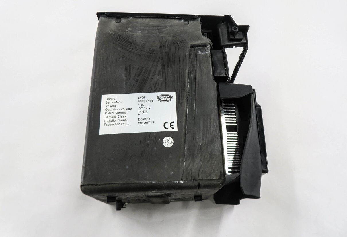 Thumbnail 4: 2013 RANGE ROVER (L405) FRONT CENTER CONSOLE REFRIGERATOR COOLER INSERT