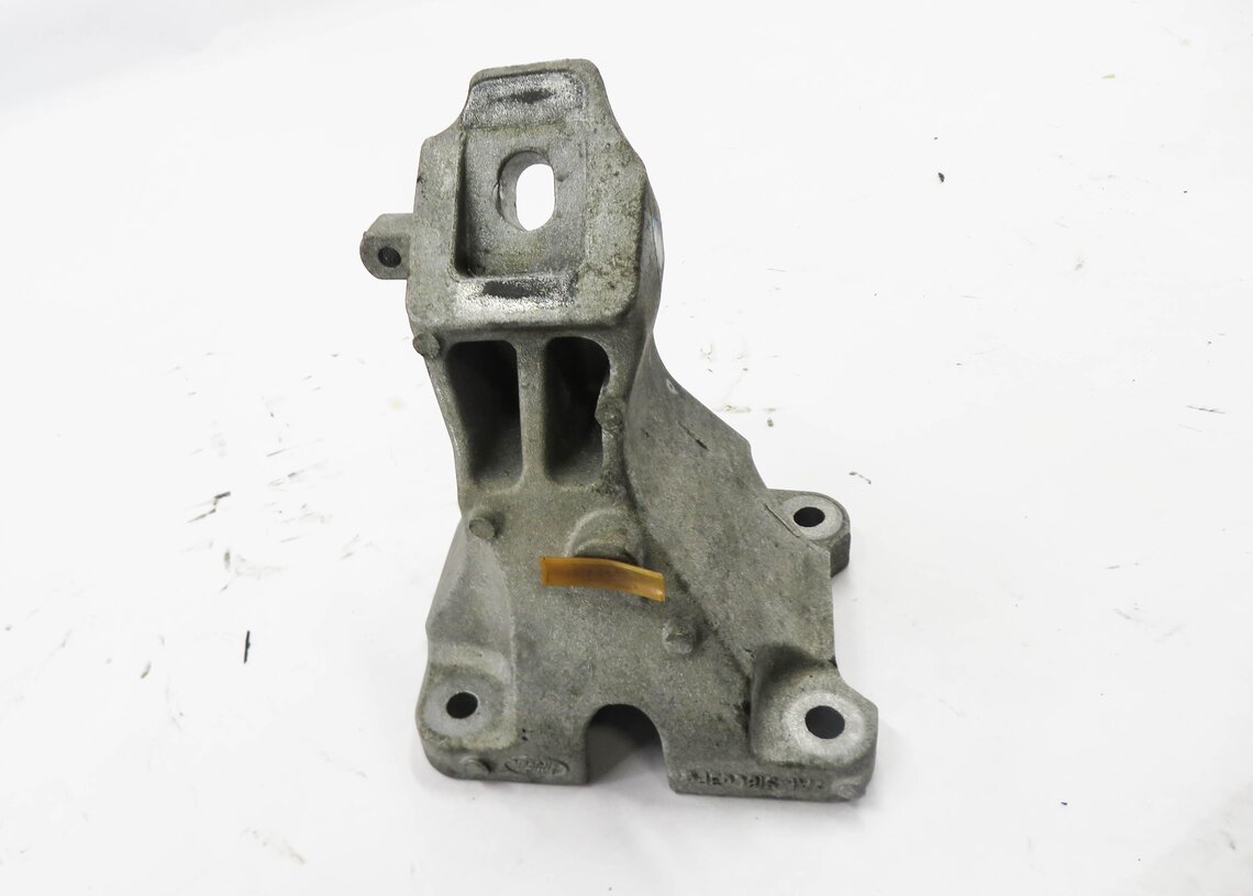Thumbnail 2: 2013 RANGE ROVER (L405) 5.0L SUPERCHARGED ENGINE - RIGHT MOTOR MOUNT BRACKET