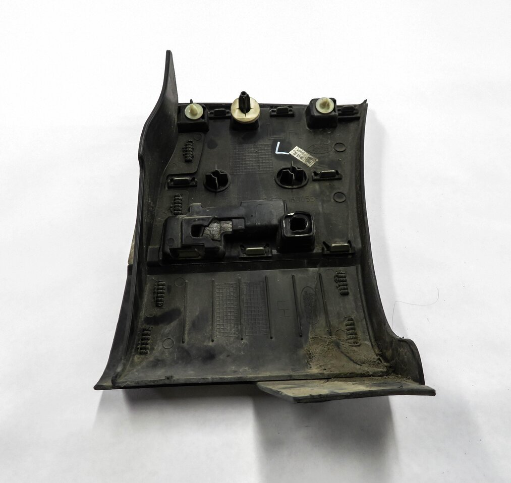 Thumbnail 5: 2013 RANGE ROVER (L405) LEFT FRONT DRIVER FENDER MOULDING TRIM (LUXOR 869)