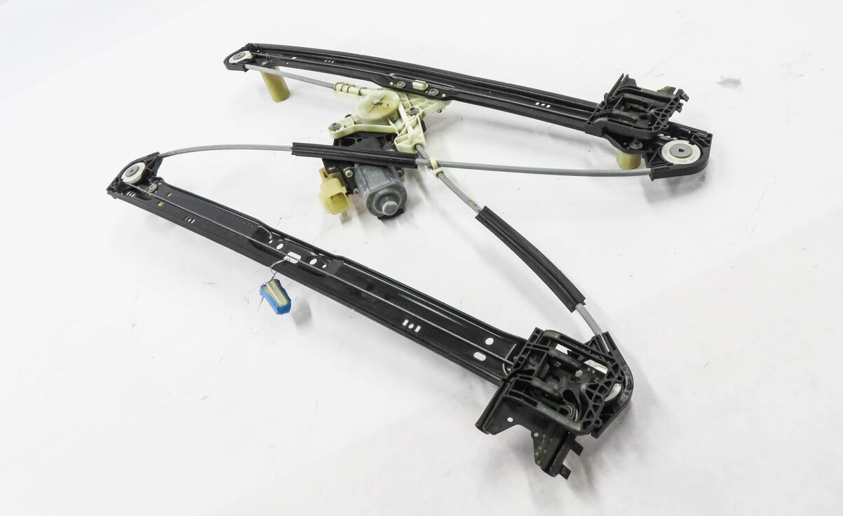 Thumbnail 3: 2013-2017 RANGE ROVER (L405) LEFT REAR DOOR WINDOW REGULATOR w/ MOTOR