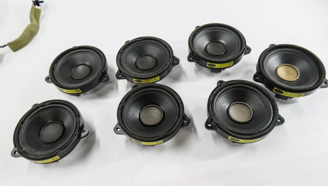 Thumbnail 5: 2013 RANGE ROVER (L405) RADIO STEREO AUDIO SUB SUBWOOFER TWEETER SPEAKER SET