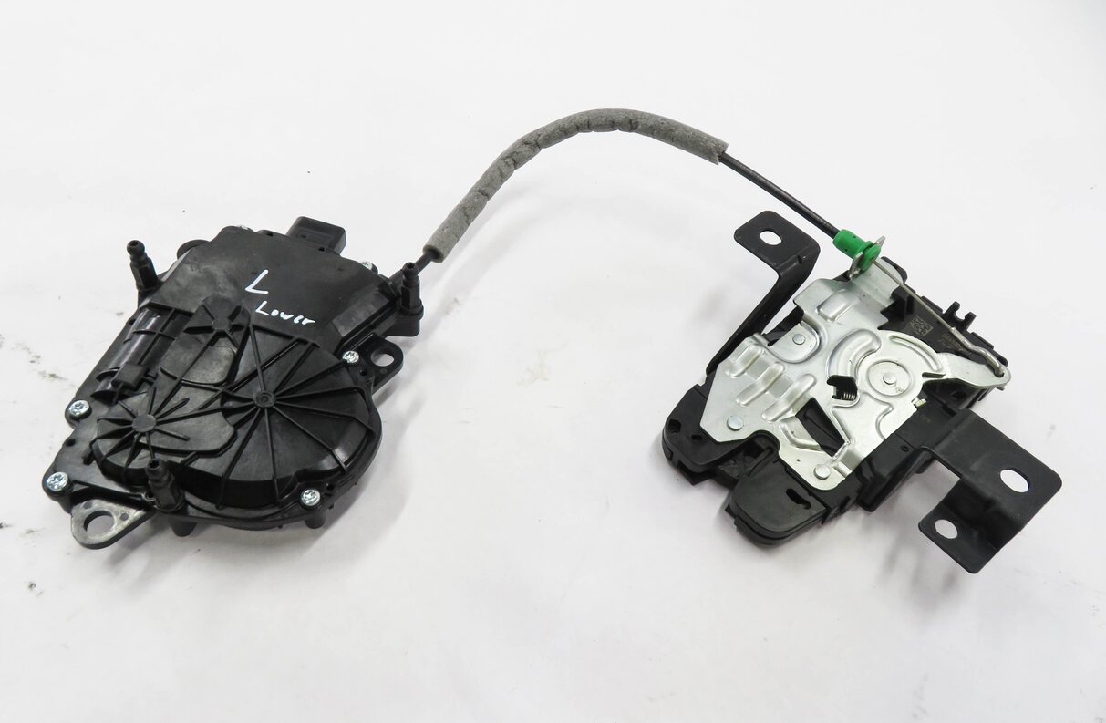 2013 RANGE ROVER (L405) LEFT DRIVER REAR TRUNK LOCK LATCH ACTUATOR