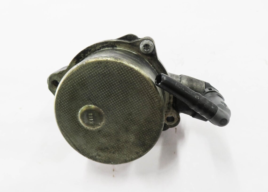 Thumbnail 3: 2010-2019 RANGE ROVER SPORT LR4 JAGUAR XE XF XK - 3.0L / 5.0L BRAKE VACUUM PUMP