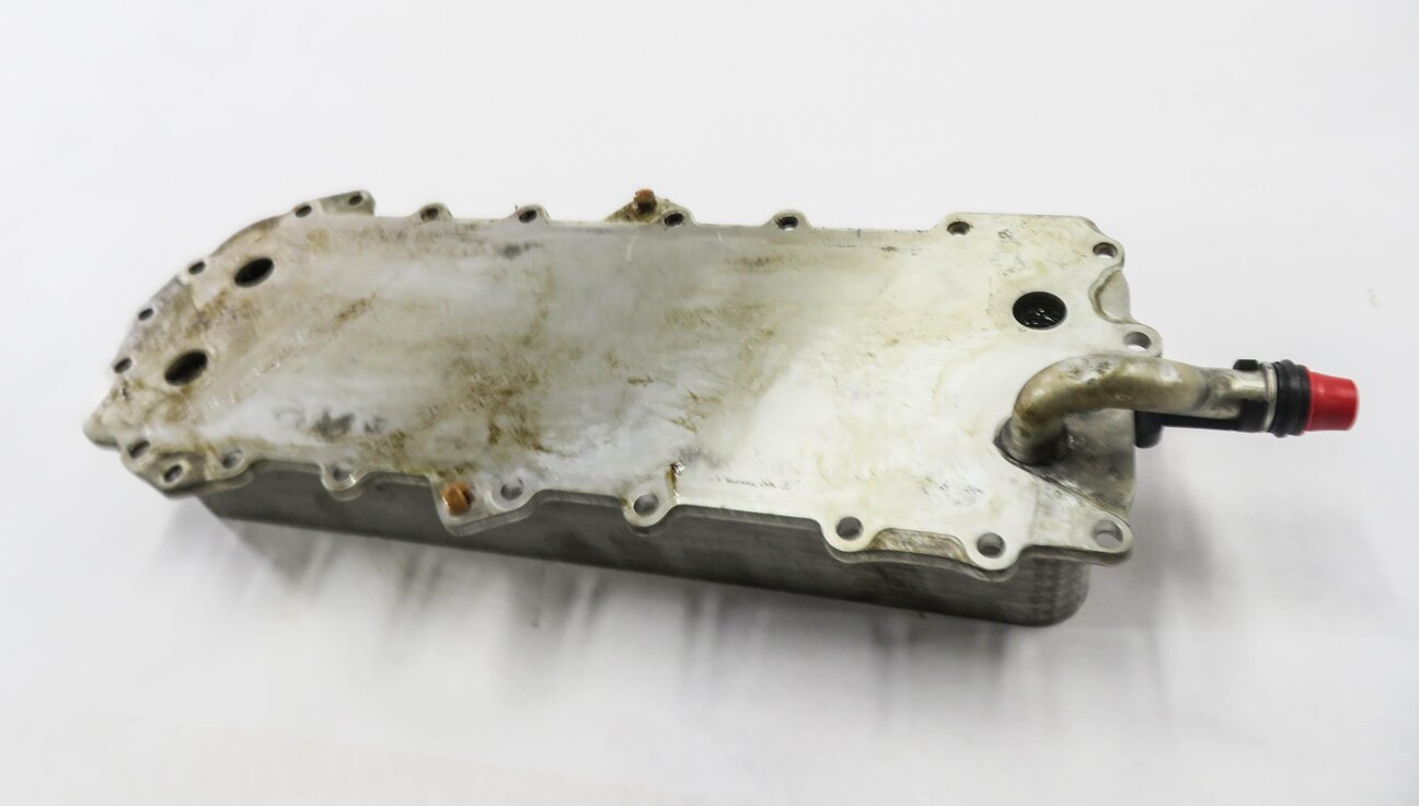 Thumbnail 2: 10-19 RANGE ROVER SPORT (L320 L322) 5.0L SUPERCHARGED ENGINE MOTOR OIL COOLER
