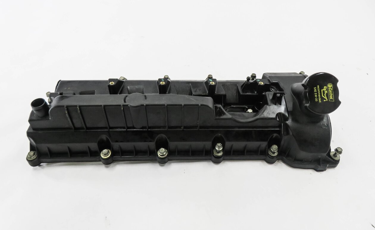 Thumbnail 2: 10-18 RANGE ROVER SPORT (L320 L322 L494 L405) 5.0L V8 - LEFT ENGINE VALVE COVER