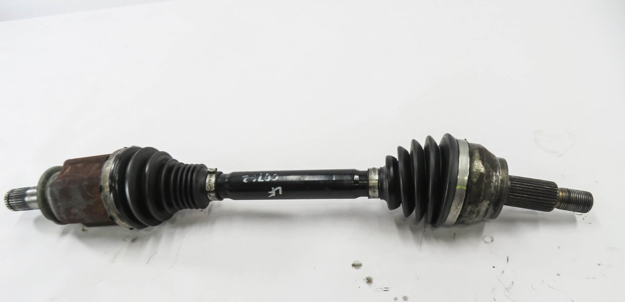 Thumbnail 3: 2013-2020 RANGE ROVER SPORT DISCOVERY (L405 L462 L494) LEFT FRONT AXLE SHAFT