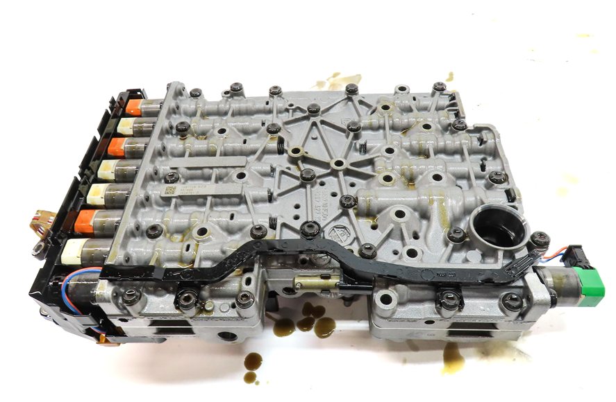 Thumbnail 7: 2013 RANGE ROVER (L405) 8HP-70  AUTOMATIC TRANSMISSION VALVE BODY & MECHATRONIC