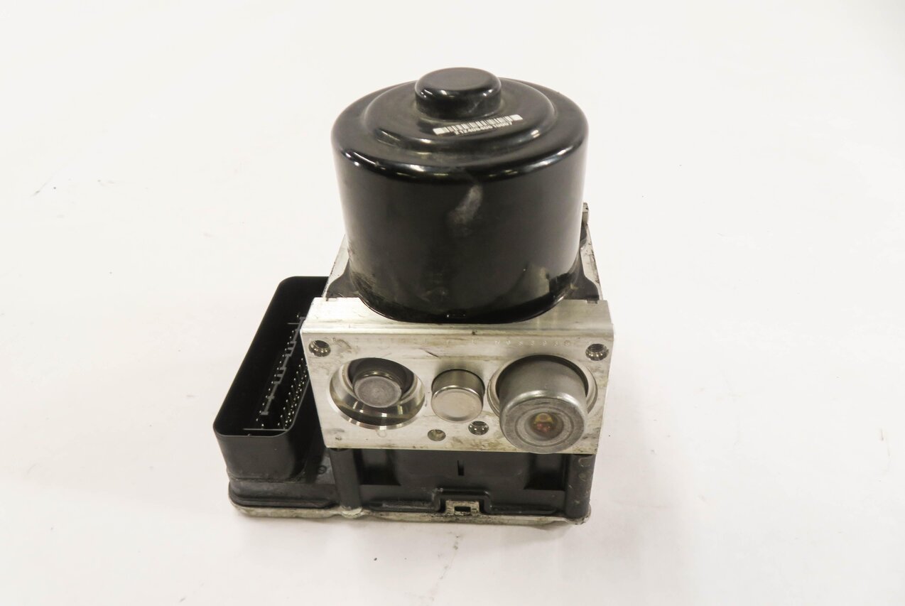 Thumbnail 3: 2011-2012 PORSCHE CAYENNE (958) ABS ANTI LOCK BRAKE PUMP w/ MODULE