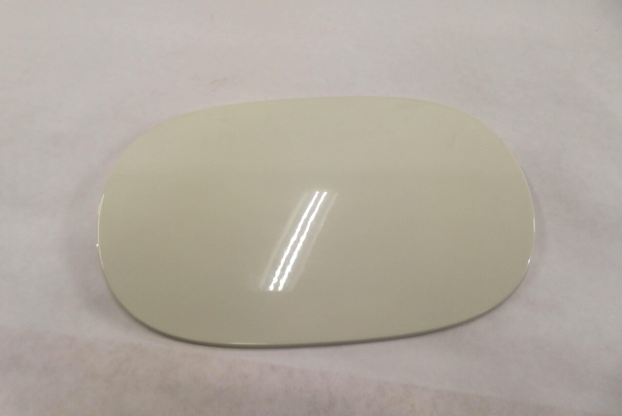 2011-2018 PORSCHE CAYENNE (958) FUEL TANK DOOR LID COVER TRIM (SAND WHITE R6)