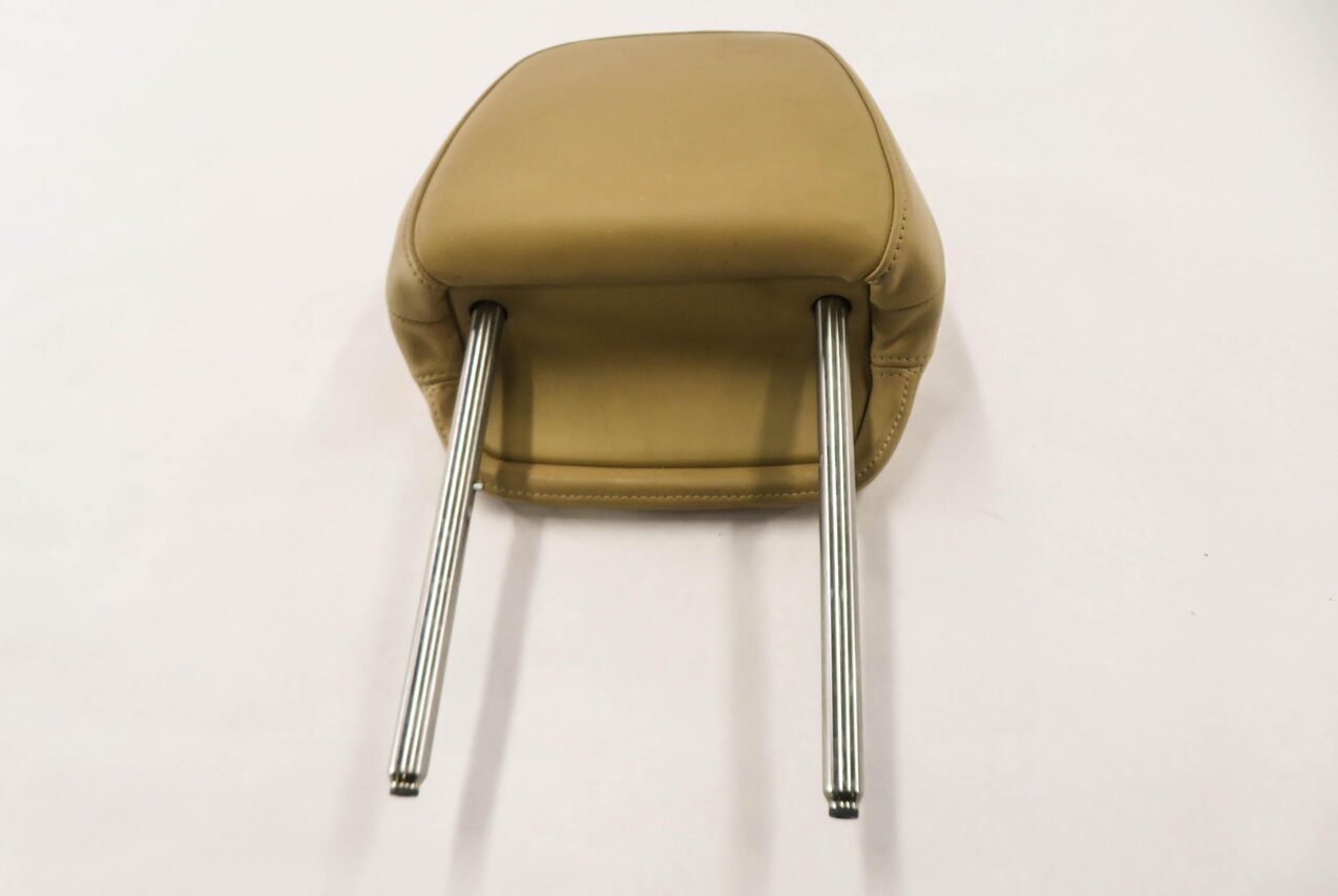 Thumbnail 5: 2011 PORSCHE CAYENNE (958) LEFT REAR SEAT HEADREST (EMBOSSED / LUXOR BEIGE)