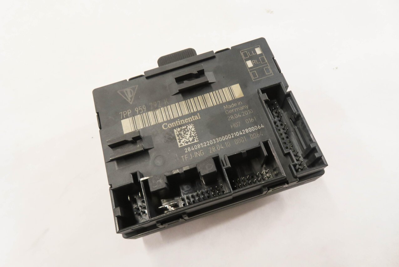 2011 PORSCHE CAYENNE (958) RIGHT FRONT PASSENGER DOOR CONTROL MODULE