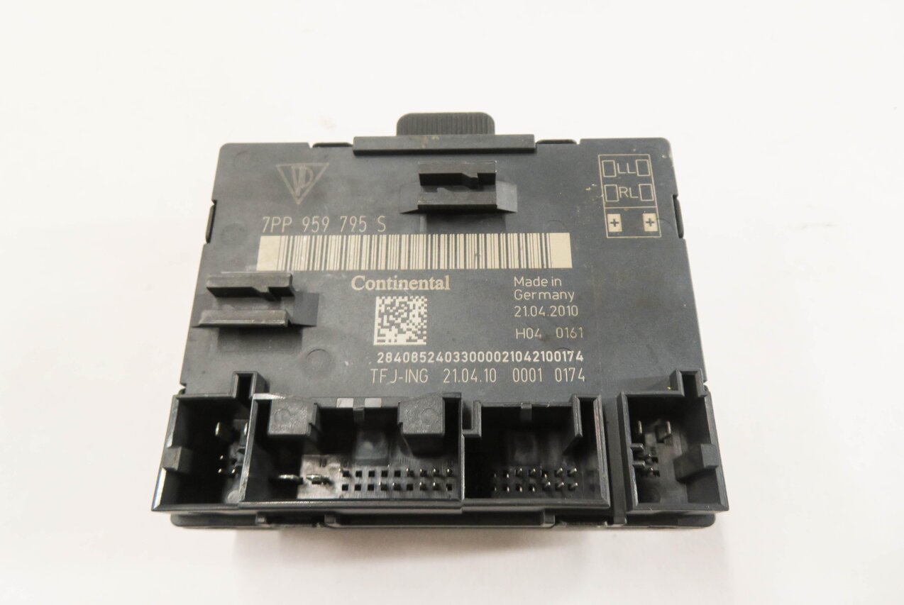 Thumbnail 2: 2011 PORSCHE CAYENNE (958) RIGHT REAR DOOR CONTROL MODULE