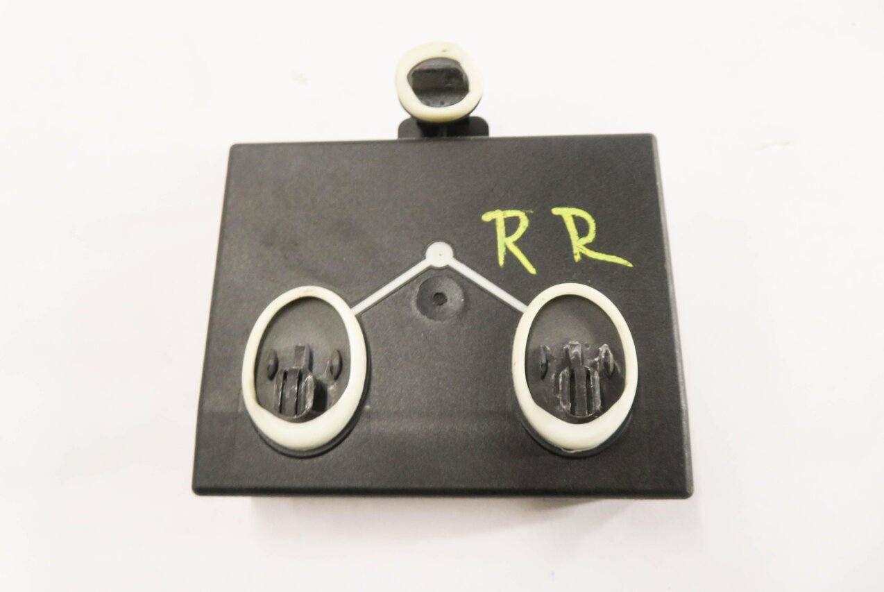 Thumbnail 3: 2011 PORSCHE CAYENNE (958) RIGHT REAR DOOR CONTROL MODULE