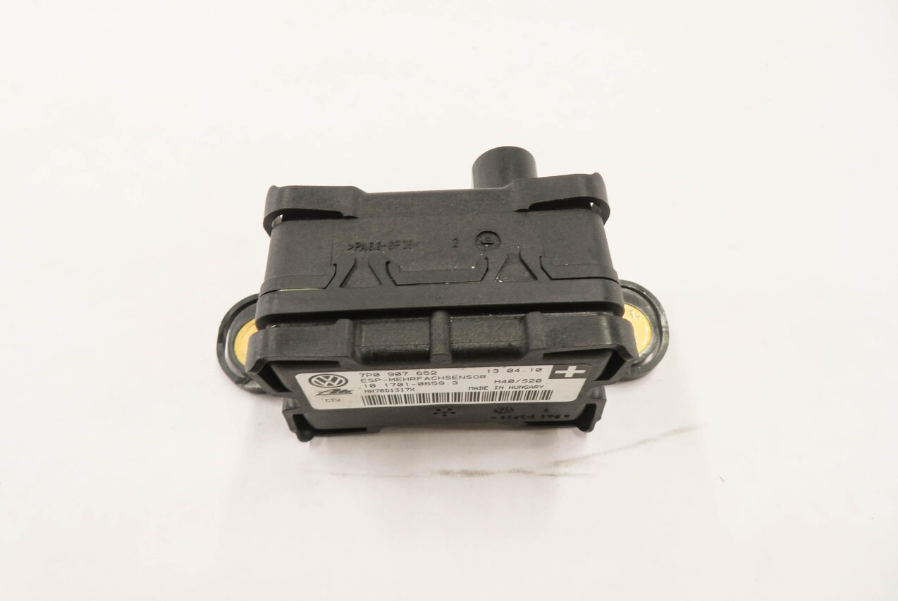 Thumbnail 3: 2011 PORSCHE CAYENNE (958) YAW SPEED ACCELERATION ROTATION STABILITY SENSOR