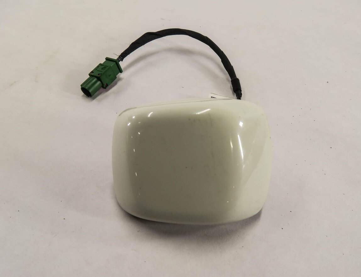 Thumbnail 2: 2010-2018 PORSCHE CAYENNE PANAMERA (958 970 G1) RADIO STEREO ANTENNA (WHITE R6)