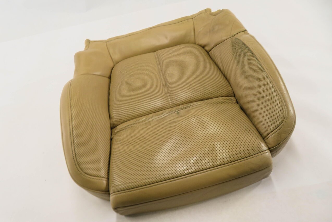2011 PORSCHE CAYENNE (958) PASSENGER - LOWER BOTTOM HEATED SEAT CUSHION