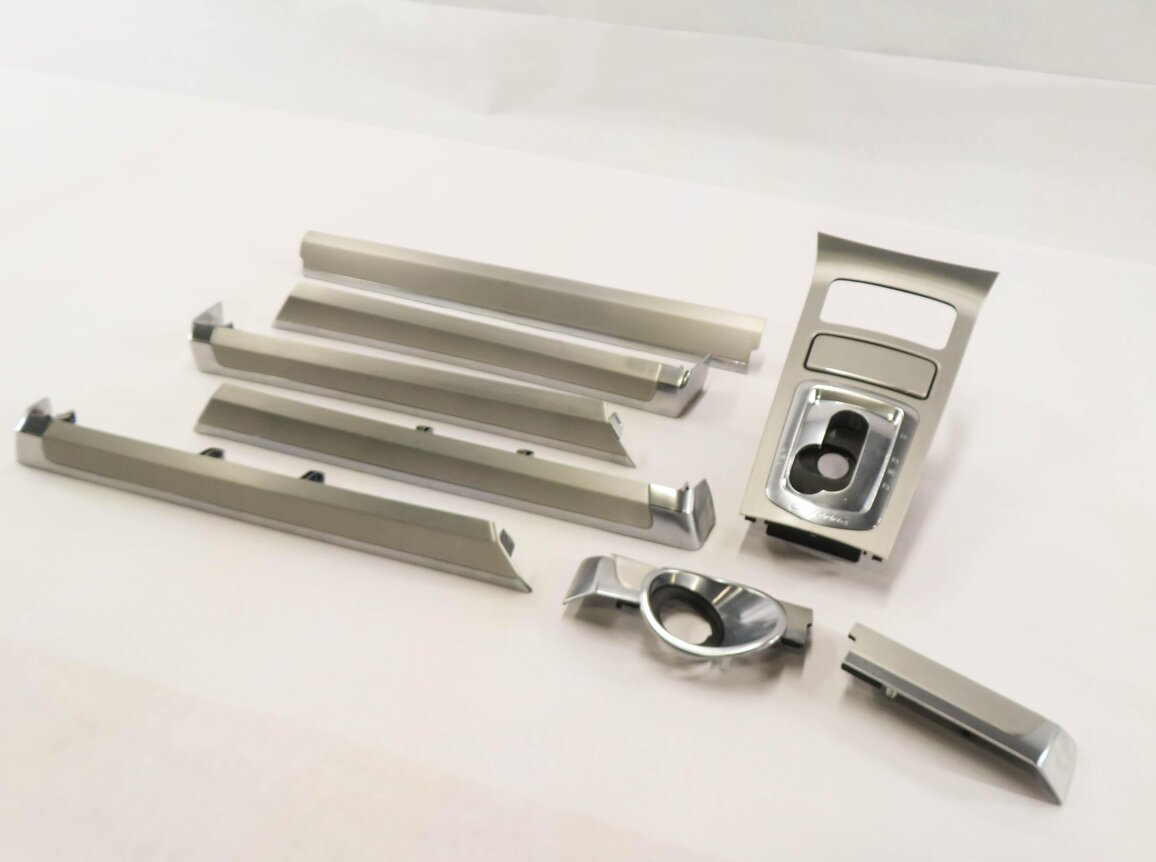 2011 PORSCHE CAYENNE (958) DASH DOOR CONSOLE TRIM PANEL SET (SILVER)