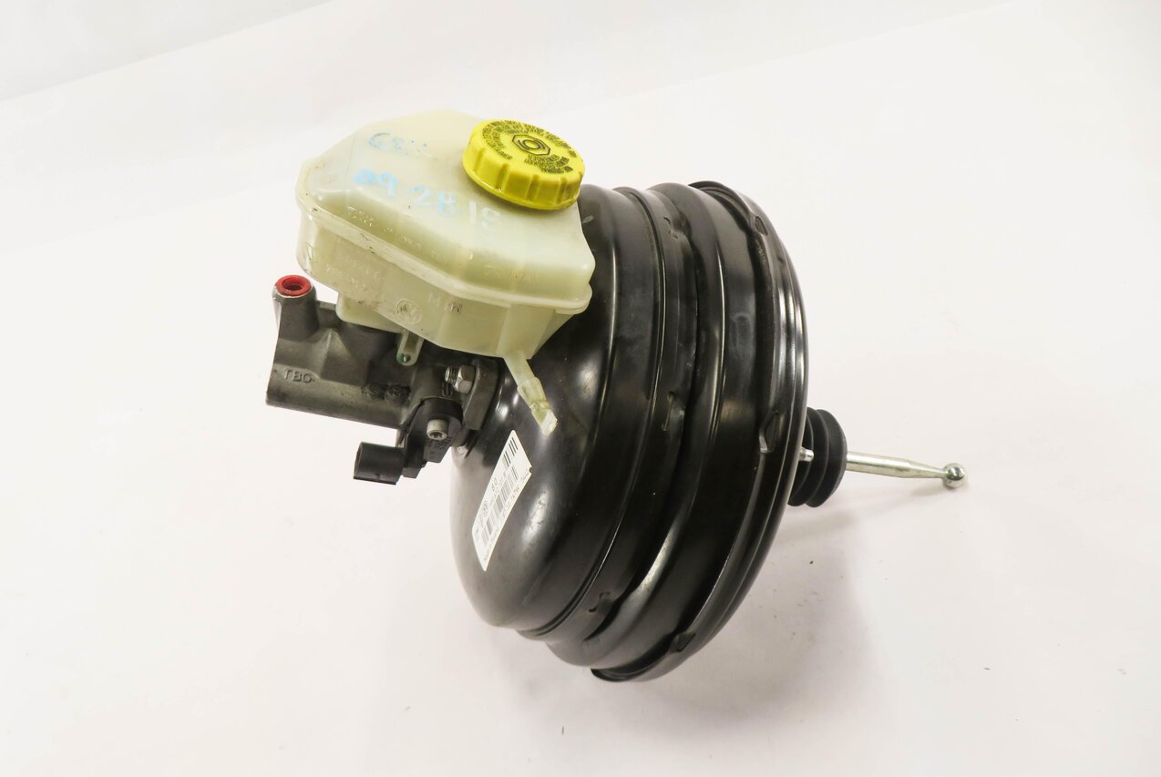 Thumbnail 2: 2011-2018 PORSCHE CAYENNE (958) TURBO - POWER BRAKE BOOSTER w/ MASTER CYLINDER