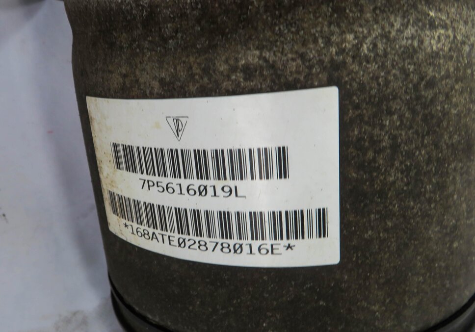 Thumbnail 4: 11-18 PORSCHE CAYENNE (958) LEFT DRIVER REAR AIR SUSPENSION VDC SHOCK STRUT