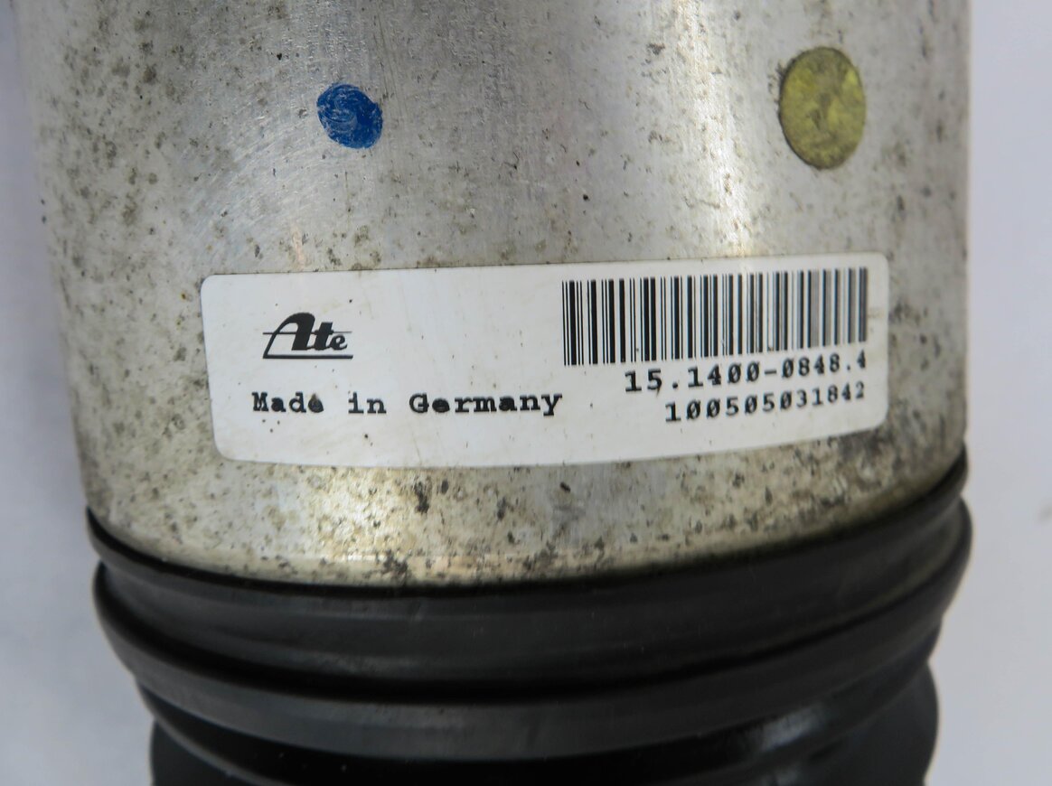 Thumbnail 4: 11-18 PORSCHE CAYENNE (958) RIGHT PASSENGER REAR AIR SUSPENSION VDC SHOCK STRUT