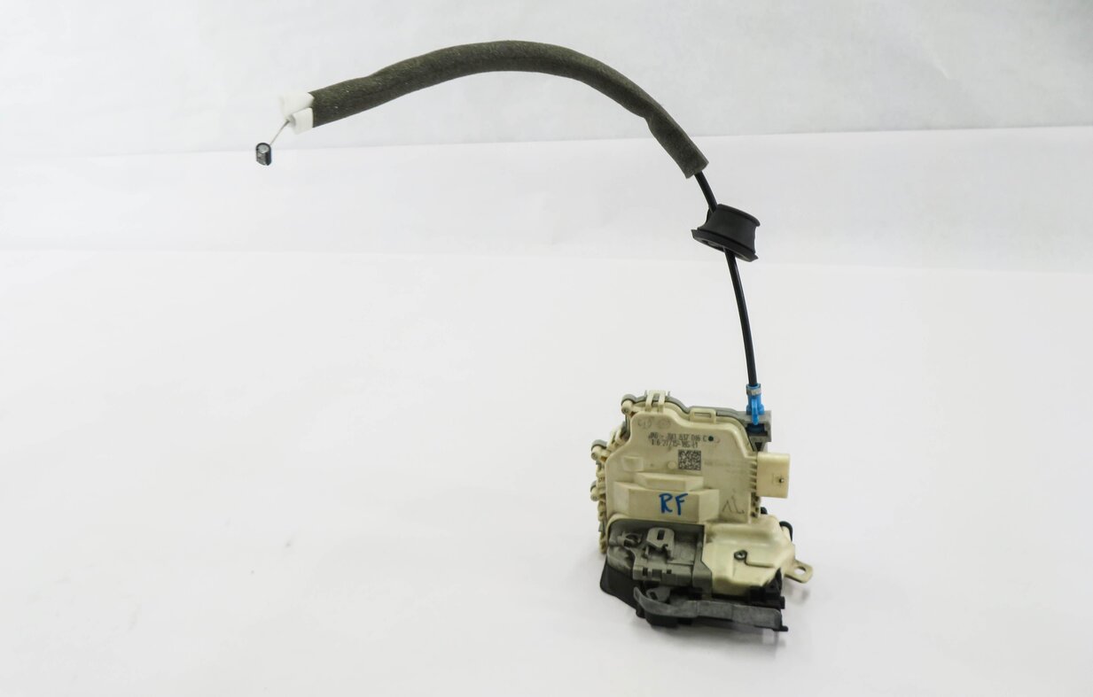 15-18 AUDI A3 S3 A4 Q5 TT (8V B9 MK3 FY) RIGHT FRONT PASSENGER DOOR LOCK LATCH