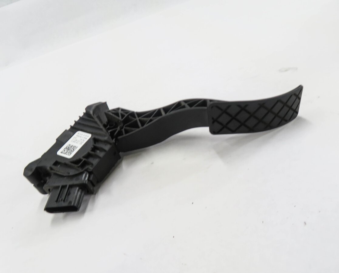 Thumbnail 2: 2016 AUDI A3 (8V) GAS PEDAL FUEL THROTTLE ACCELERATOR FOOT PEDAL