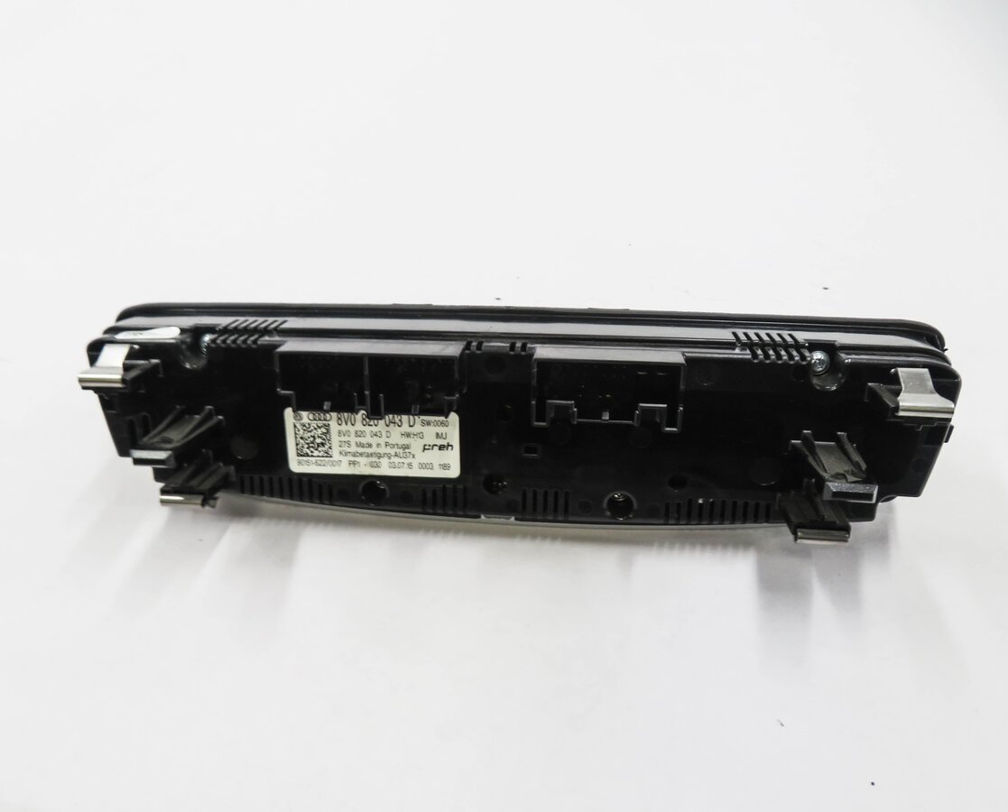 Thumbnail 4: 2015-2018 AUDI A3 S3 (8V) FRONT DUAL ZONE HEATER A/C TEMPERATURE CONTROL PANEL