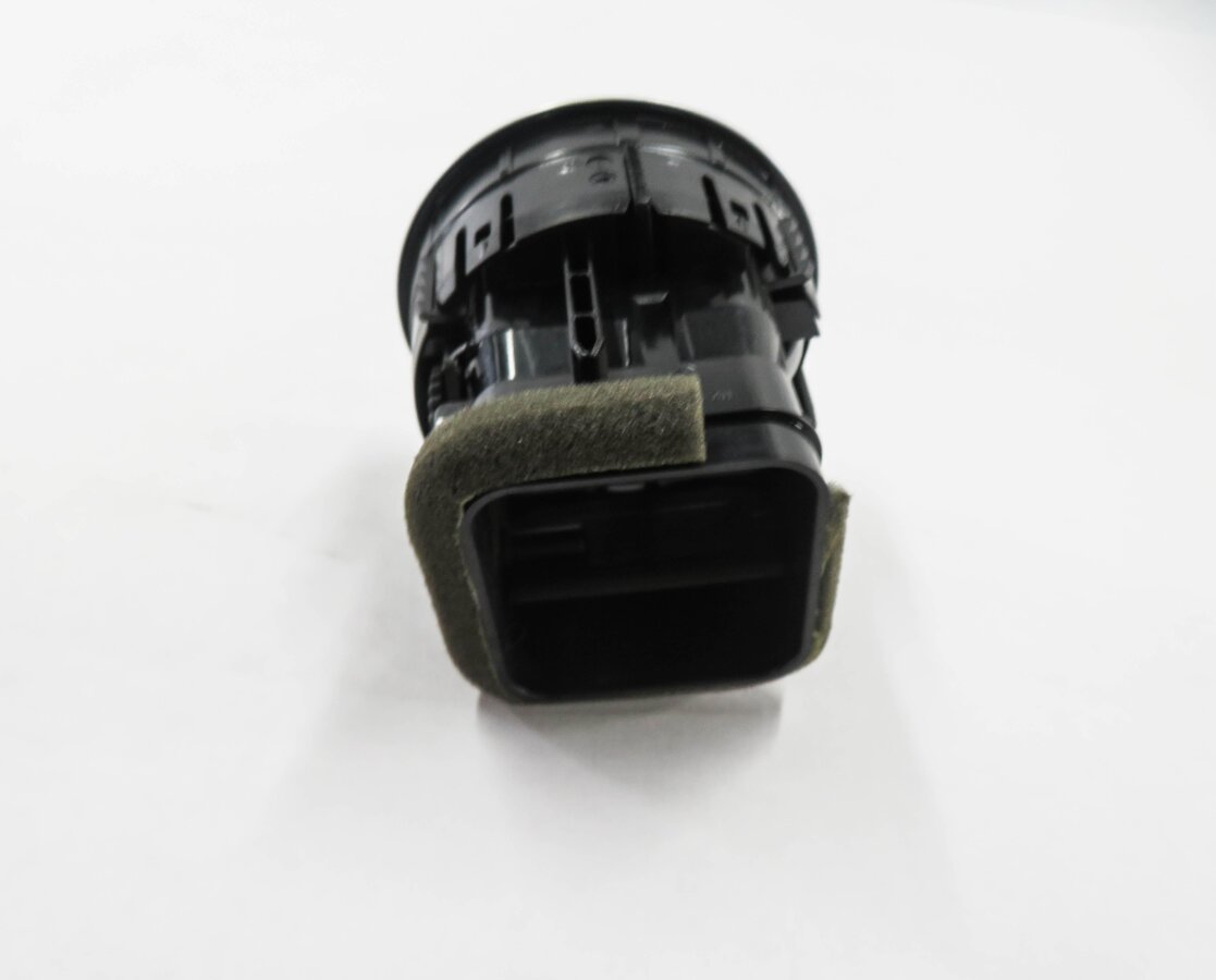 Thumbnail 3: 2016 AUDI A3 (8V) FRONT DASH HEATER A/C AIR VENT