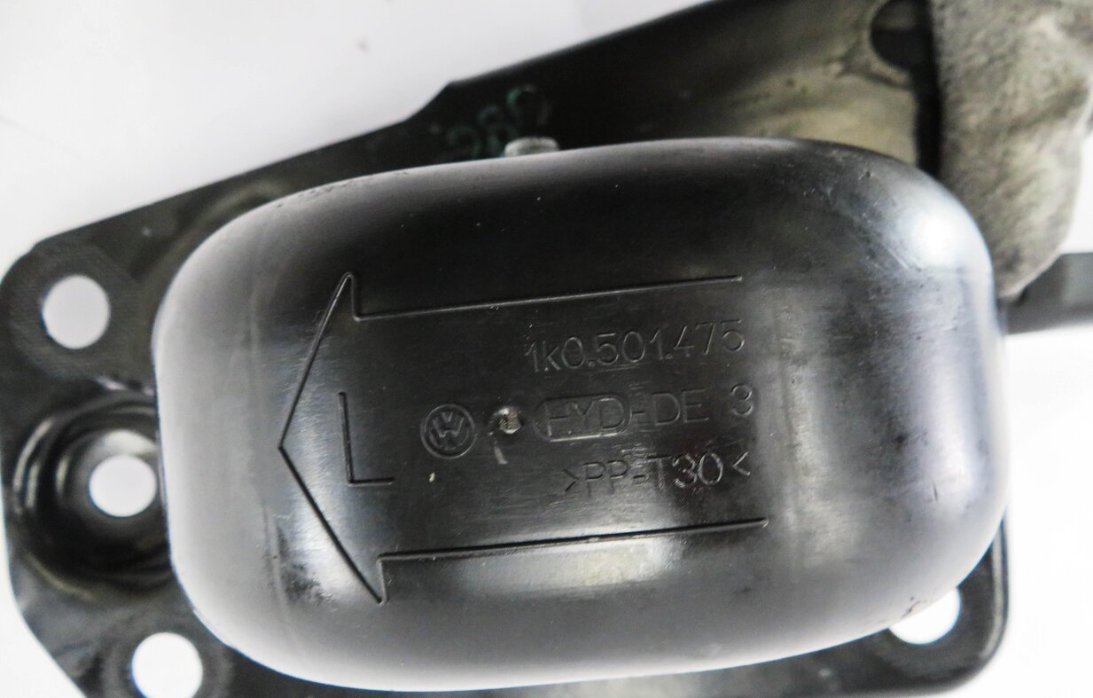 Thumbnail 4: 2015-2019 AUDI VW GOLF / A3 S3 RS3 TT (8V MK3) LEFT DRIVER REAR TRAILING ARM