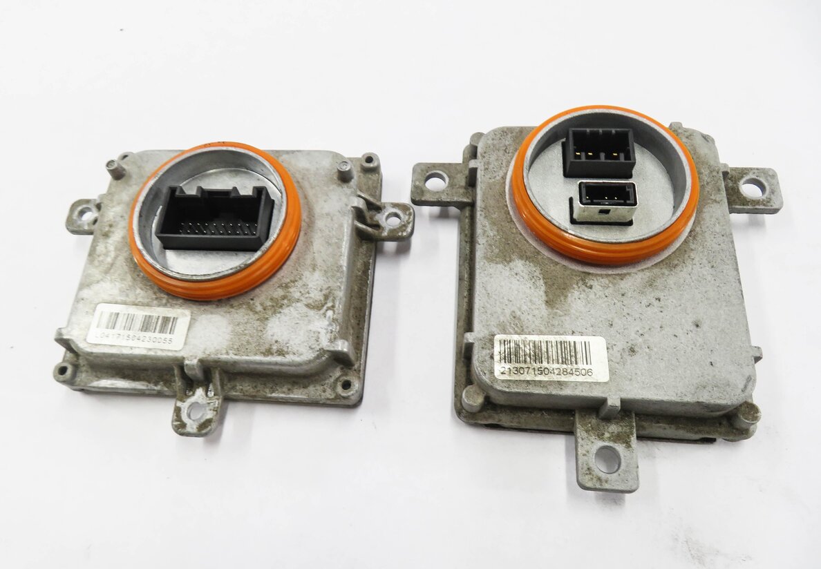 Thumbnail 2: 2010-2016 AUDI A3 Q7 (8V 4L) XENON HID HEADLIGHT BALLAST LIGHT LAMP MODULE SET