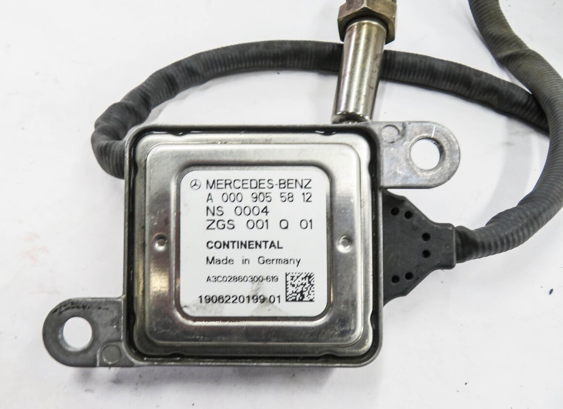 Thumbnail 4: 2014 MERCEDES ML350 (W166) 3.0L OM642 DIESEL ENGINE - NOX NITROGEN OXIDE SENSOR