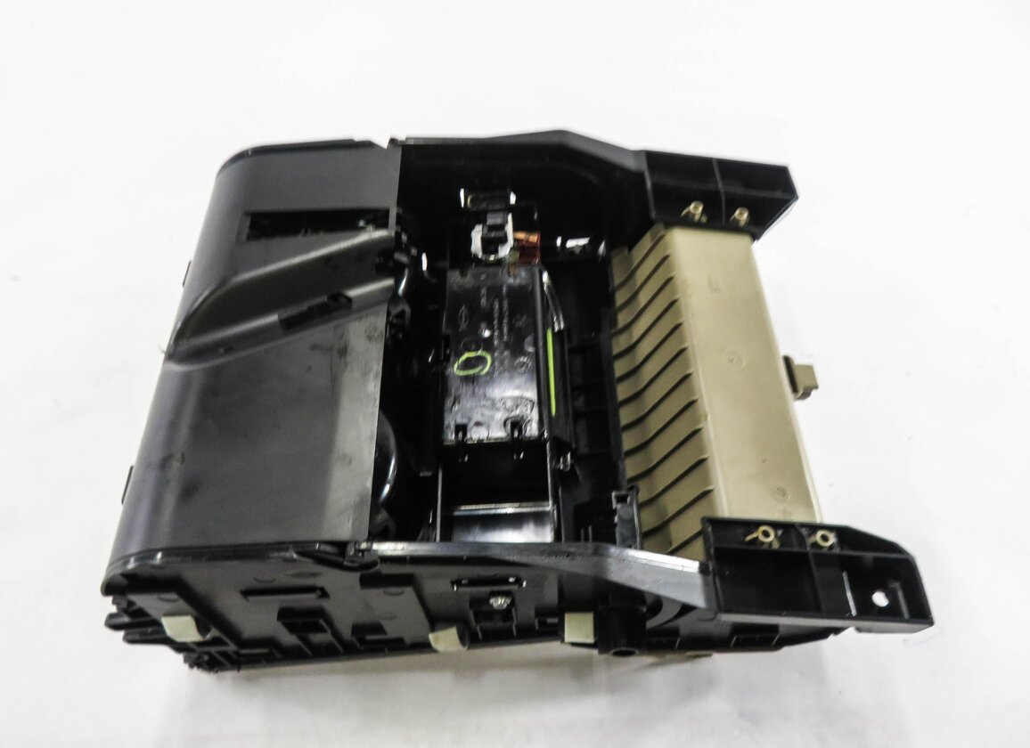 Thumbnail 5: 2014 MERCEDES ML350 (W166) FRONT CENTER CONSOLE CUP HOLDER (BEIGE)