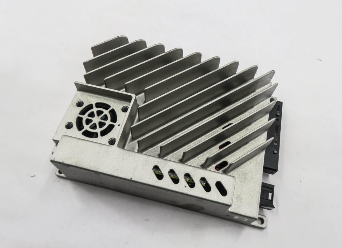 Thumbnail 1: 13-16 MERCEDES E300 E350 ML250 ML350 ML550 SL550 CLS - HARMAN AUDIO AMPLIFIER