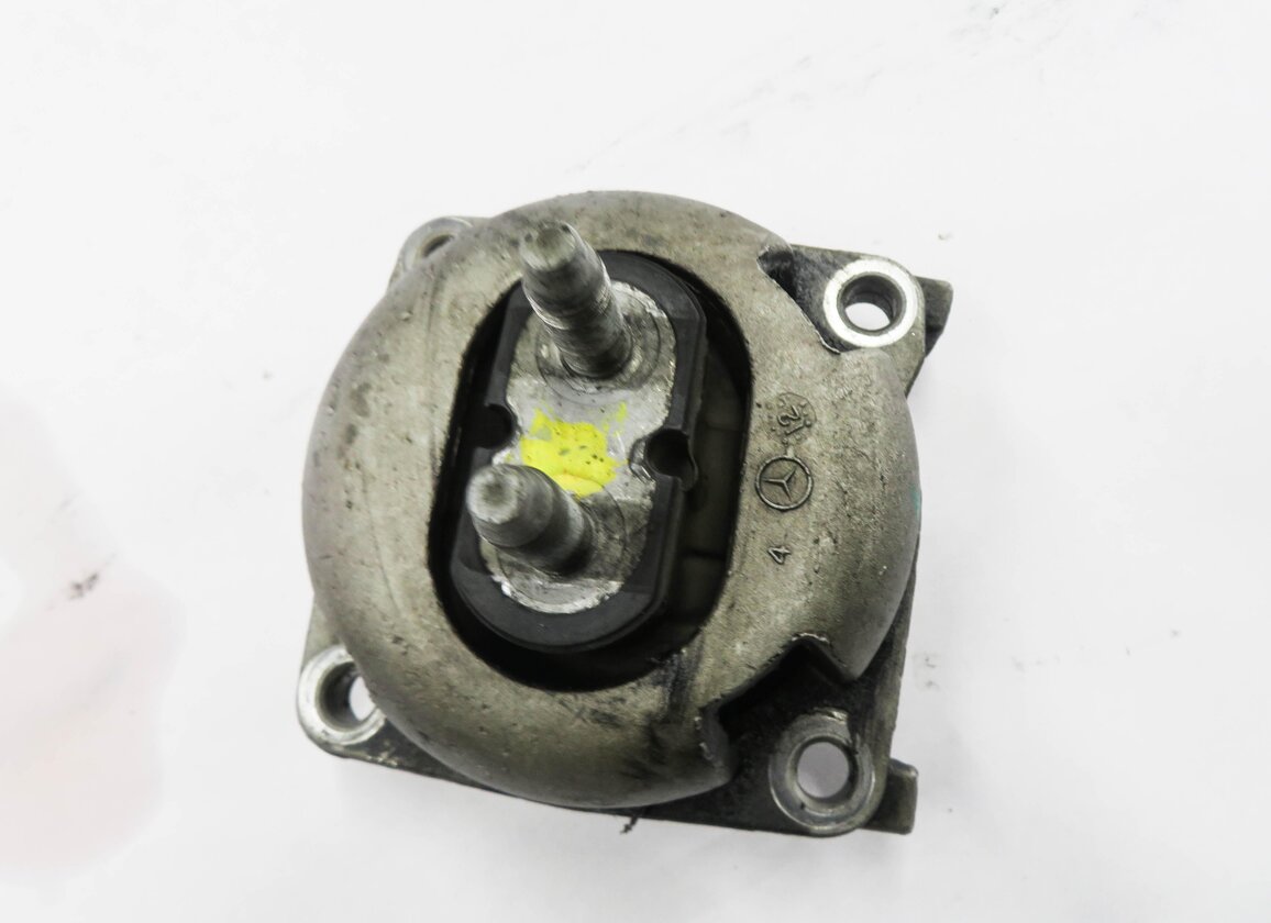 Thumbnail 3: 2014 MERCEDES ML350 (W166) TRANSMISSION MOUNT BRACKET