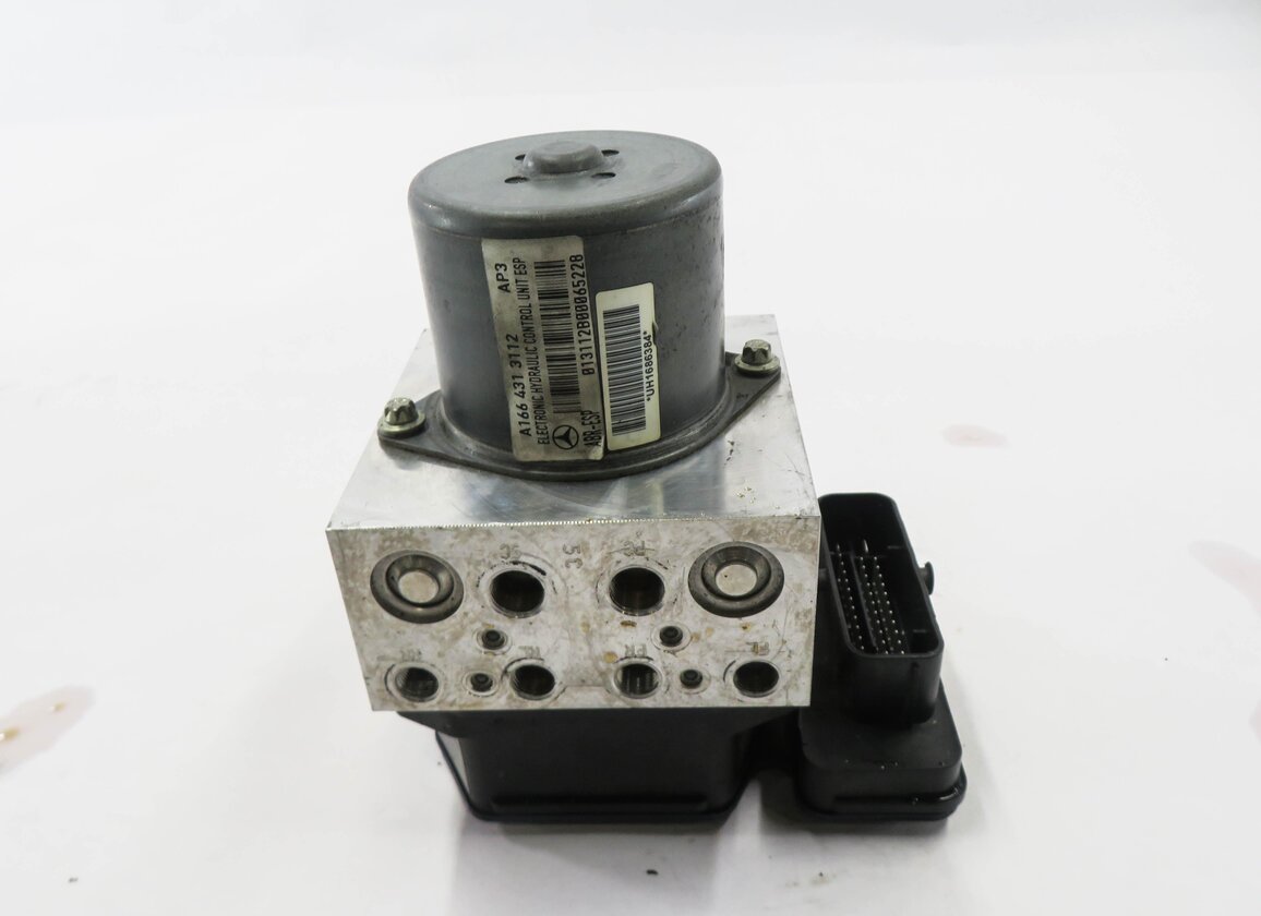 Thumbnail 2: 14-15 MERCEDES GL350 GL450 GL550 ML350 ML550 (W166 X166) ABS BRAKE PUMP MODULE