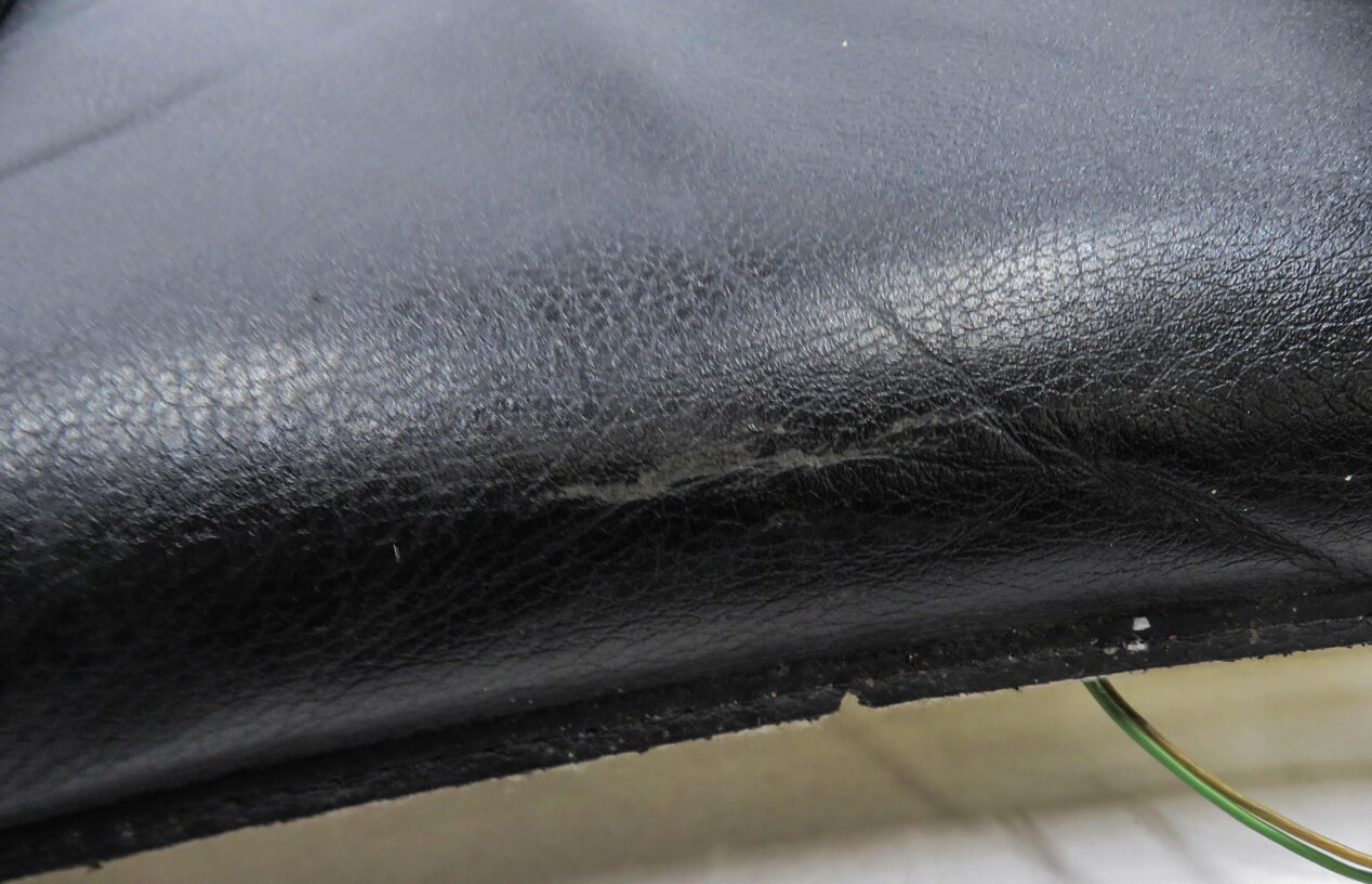 Thumbnail 6: 2013 BMW 535i (F10) DRIVER - LOWER BOTTOM HEATED SEAT CUSHION (BLACK LEATHER)