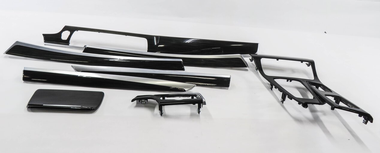 Thumbnail 2: 2013 BMW 535i (F10) DASH DOOR CONSOLE WOOD GRAIN TRIM SET (FINELINE WOOD GRAIN)