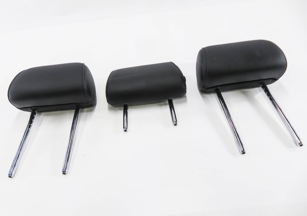 Thumbnail 2: 2013 BMW 535i (F10) REAR SEAT HEADREST SET-2 (BLACK DAKOTA LEATHER LCSW)