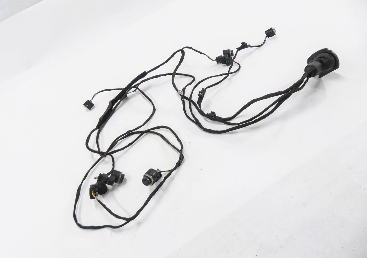 Thumbnail 4: 2013 BMW 535i (F10) REAR PDC PARK DISTANCE SENSOR SET w/ HARNESS (SOPHISTO GRAY)