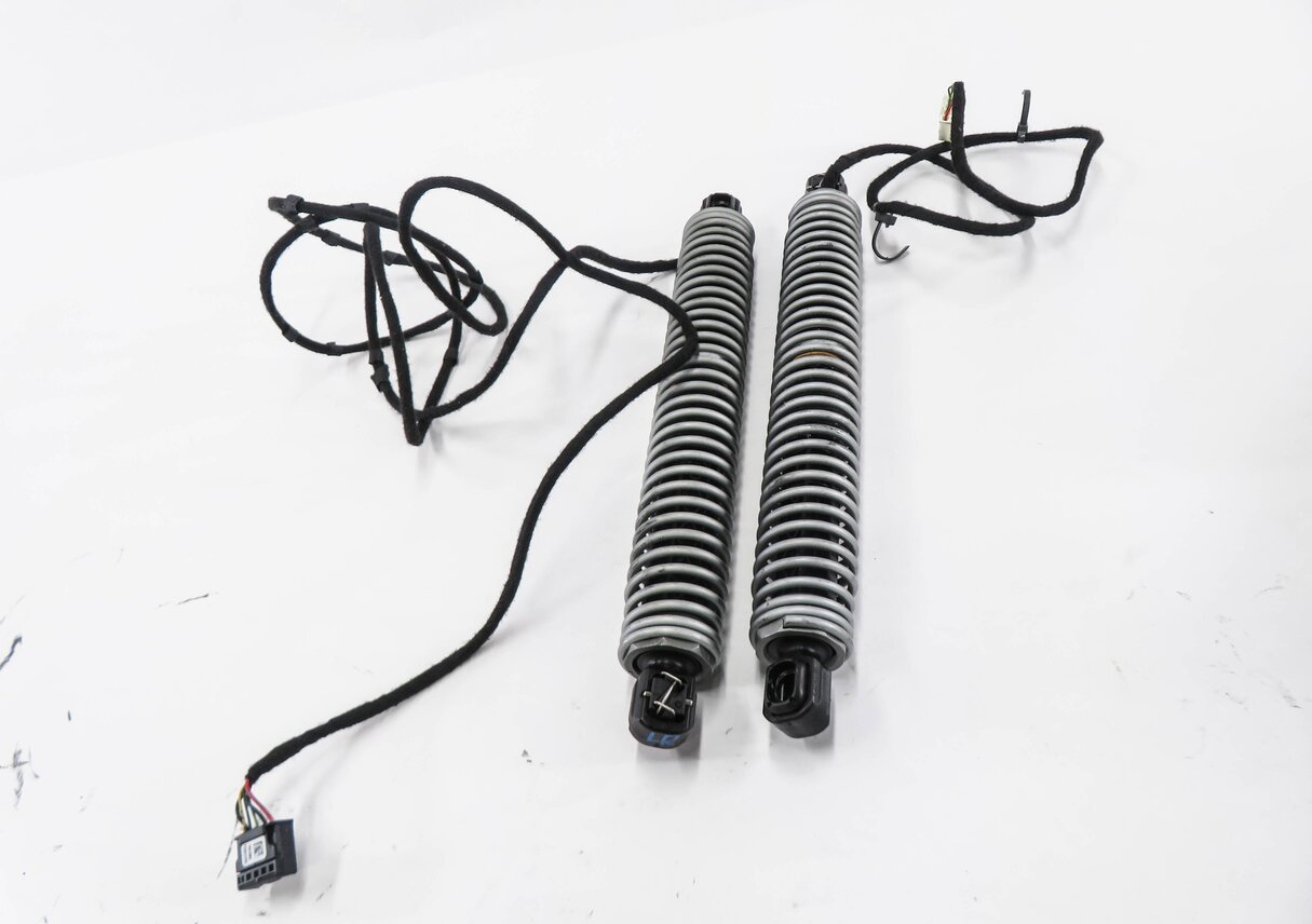 Thumbnail 2: 2013 BMW 535i (F10) LEFT & RIGHT REAR TRUNK SHOCK STRUT SET-2