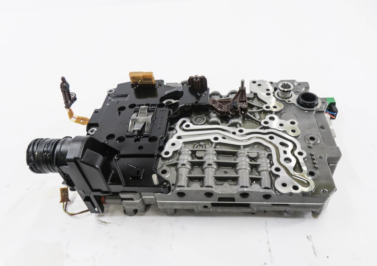 Thumbnail 2: 2013 BMW 535iGT 535i (F07 F10) 8HP-45Z - A/T AUTOMATIC TRANSMISSION VALVE BODY