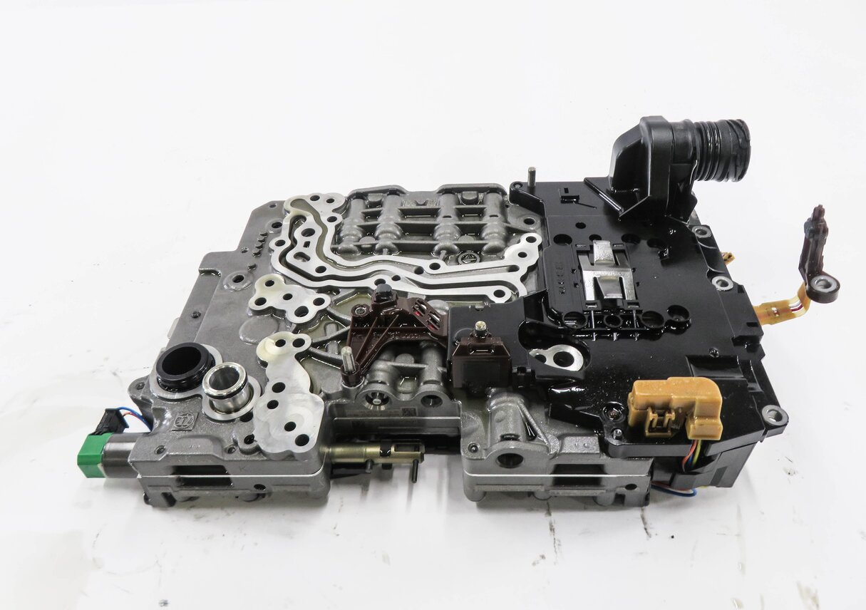 Thumbnail 4: 2013 BMW 535iGT 535i (F07 F10) 8HP-45Z - A/T AUTOMATIC TRANSMISSION VALVE BODY