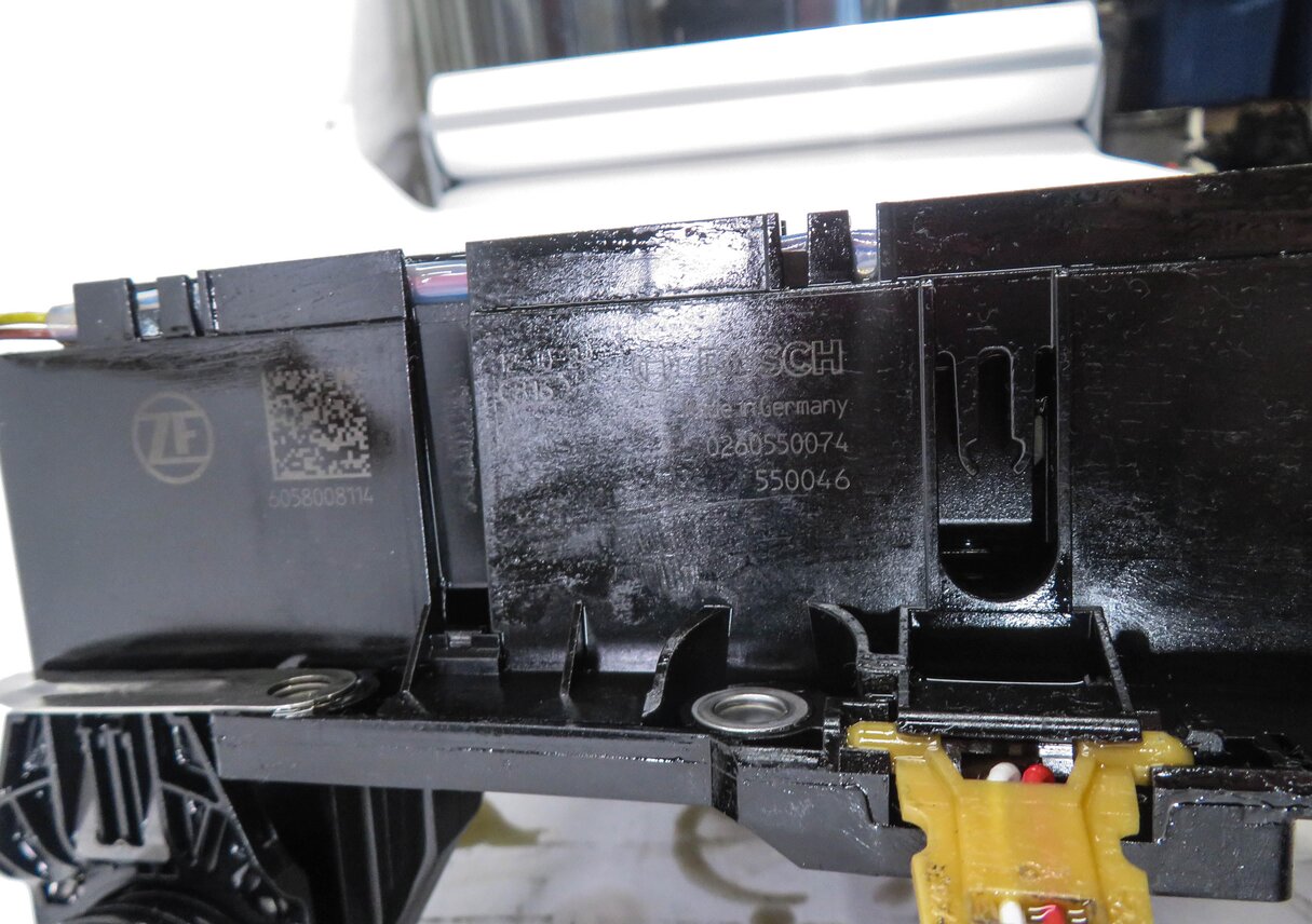 Thumbnail 7: 2013 BMW 535iGT 535i (F07 F10) 8HP-45Z - A/T AUTOMATIC TRANSMISSION VALVE BODY
