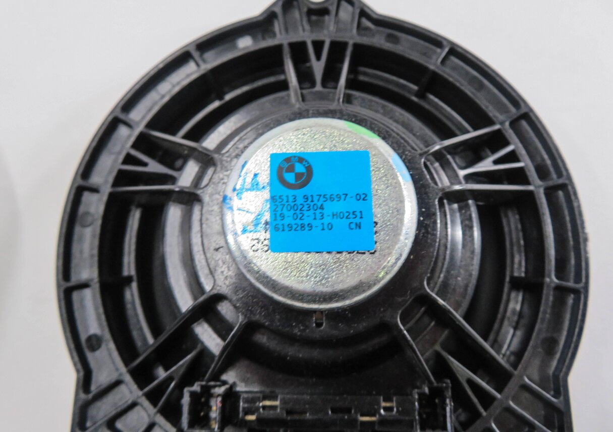 Thumbnail 13: 2013 BMW 535i (F10) RADIO STEREO SUB SUBWOOFER TWEETER SPEAKER SET-12