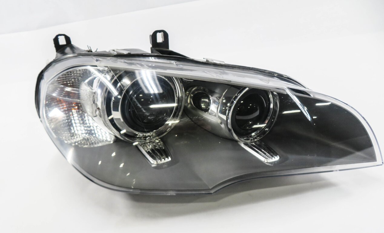 2012-2013 BMW X5 (E70) RIGHT PASSENGER HID XENON ADAPTIVE HEADLIGHT LIGHT LAMP
