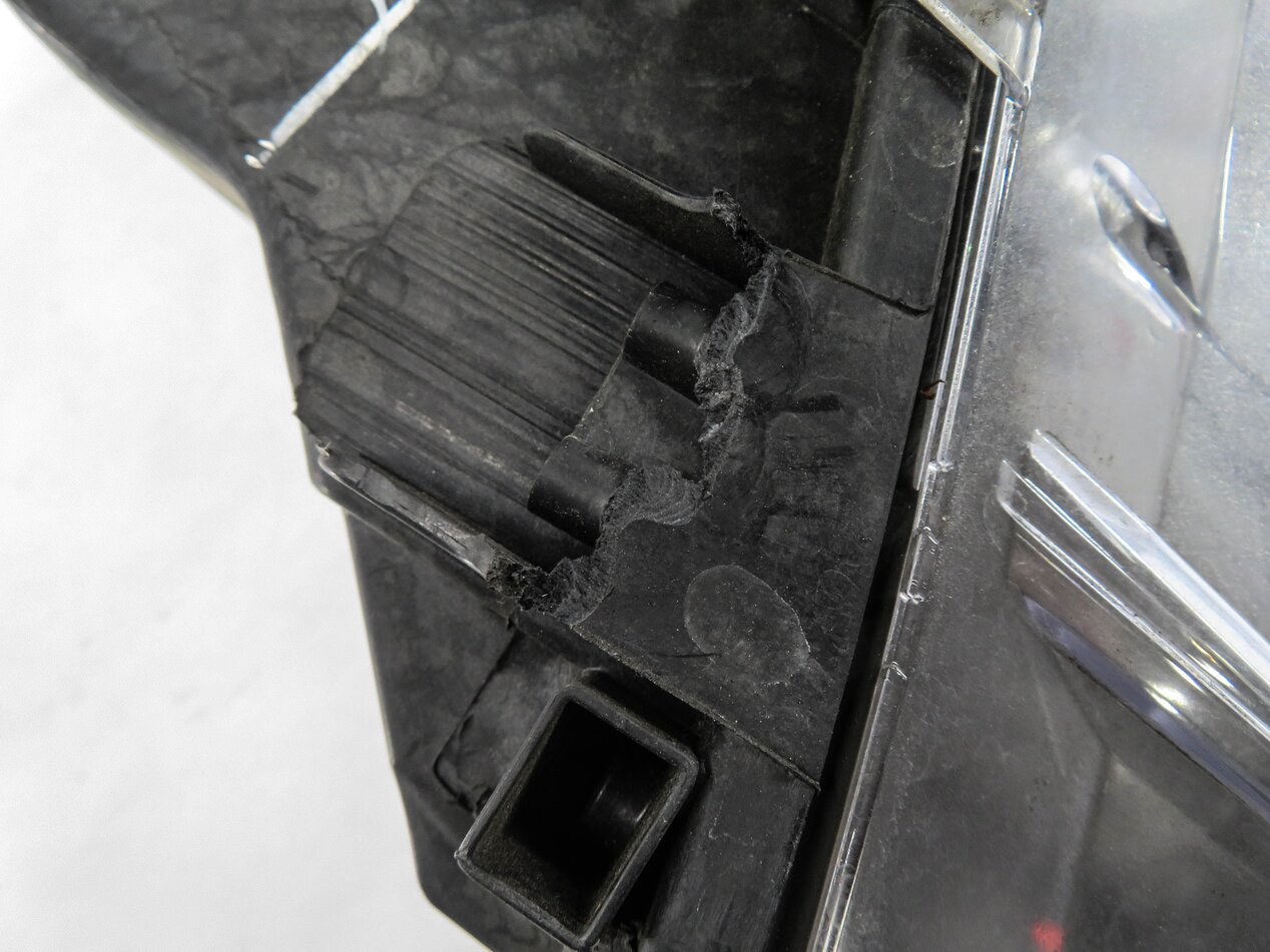 Thumbnail 6: 2012-2013 BMW X5 (E70) RIGHT PASSENGER HID XENON ADAPTIVE HEADLIGHT LIGHT LAMP