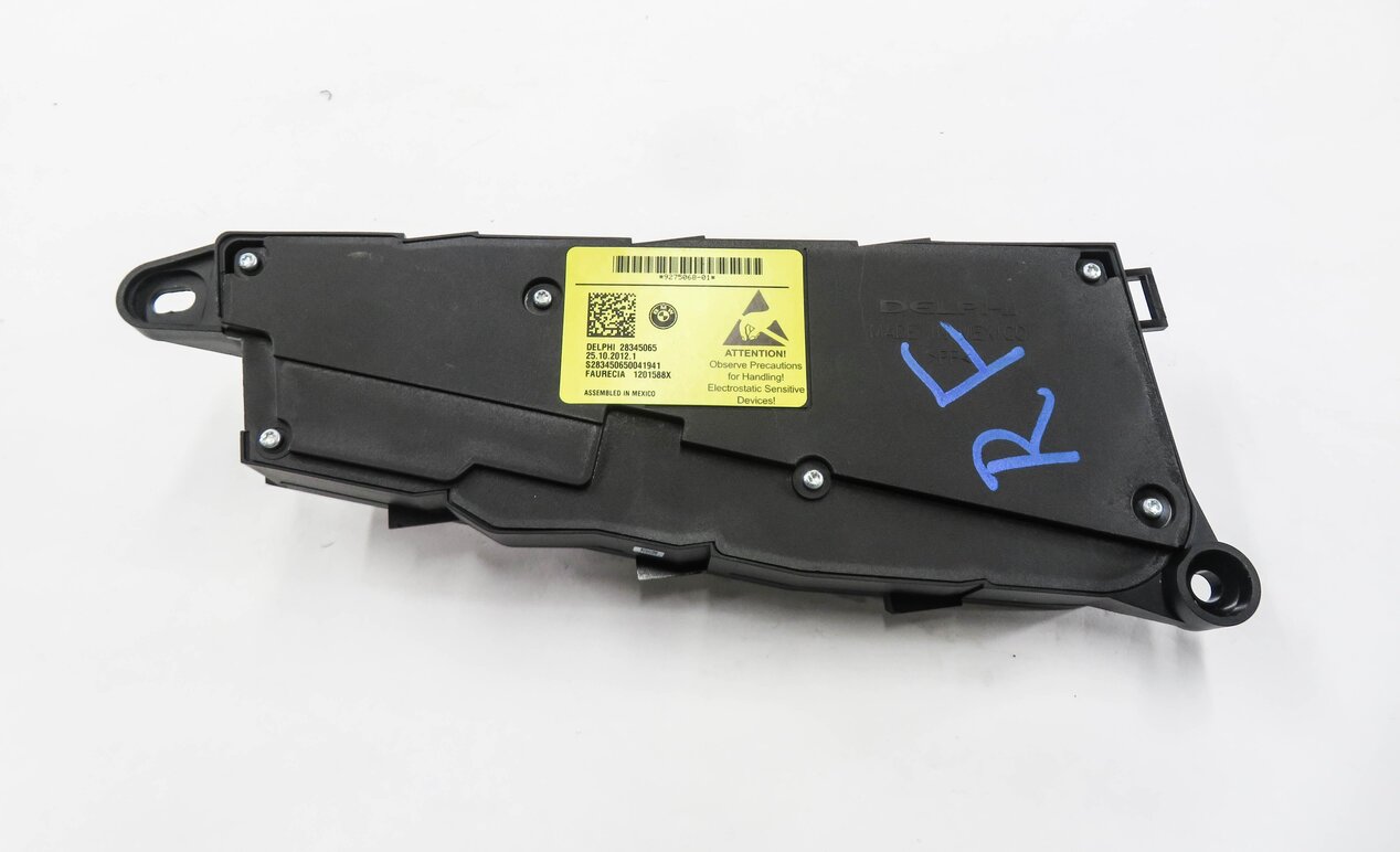 Thumbnail 4: 2013 BMW X5 (E70) RIGHT FRONT PASSENGER MEMORY SEAT ADJUSTMENT SWITCH BUTTON