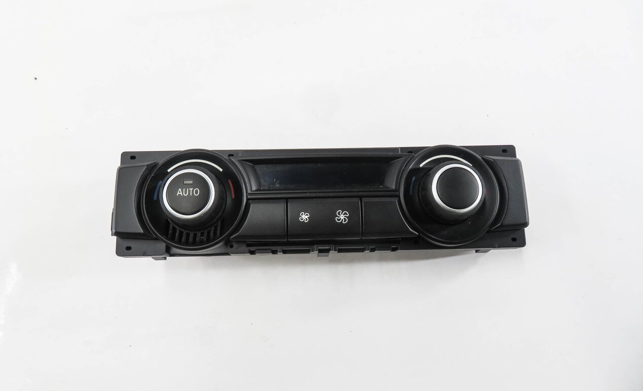 Thumbnail 3: 2007-2013 BMW X5 (E70) REAR HEATER A/C CLIMATE TEMPERATURE CONTROL PANEL