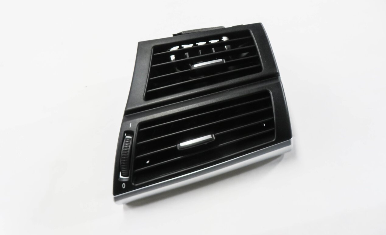 2013 BMW X5 (E70) RIGHT FRONT PASSENGER DASH HEATER A/C AIR VENT