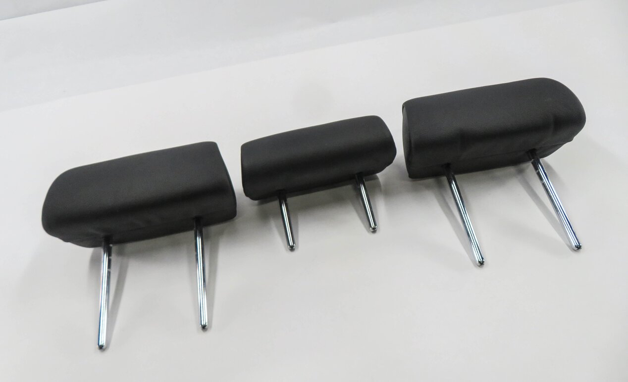 Thumbnail 2: 2013 BMW X5 (E70) REAR 2nd SECOND ROW SEAT HEADREST SET-3 (BLACK LEATHER LVSW)